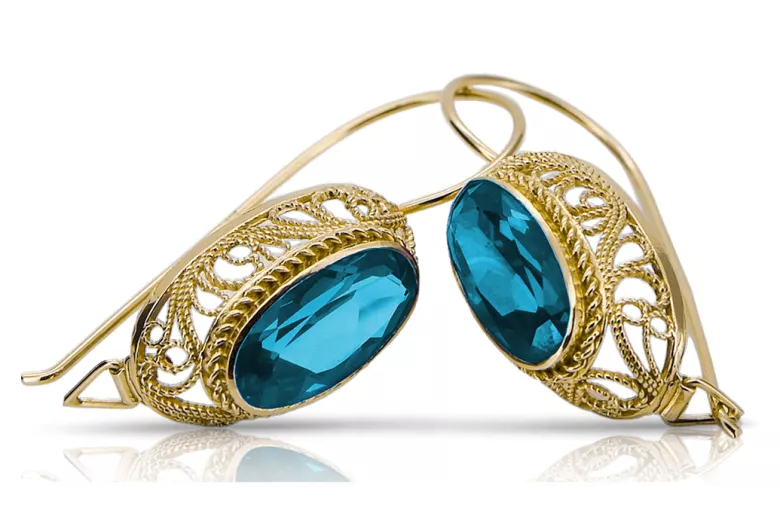 Des boucles d'oreilles Artisanat vintage Aigue-marine Or jaune 14 carats vec023y